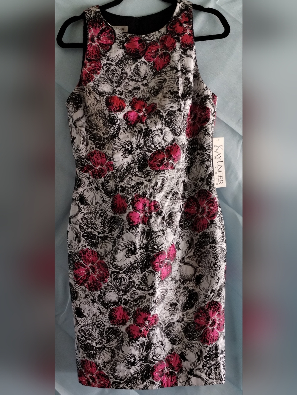 Kay Unger Jacquard Sleeveless Dress Pink and Black Floral Midi Dress Size 10